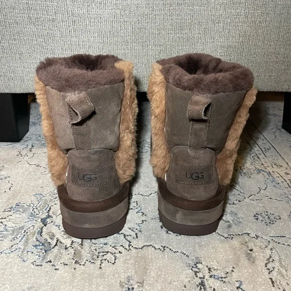 UGG Classic Chillapeak Boots Burnt Cedar - Picture 7 of 10
